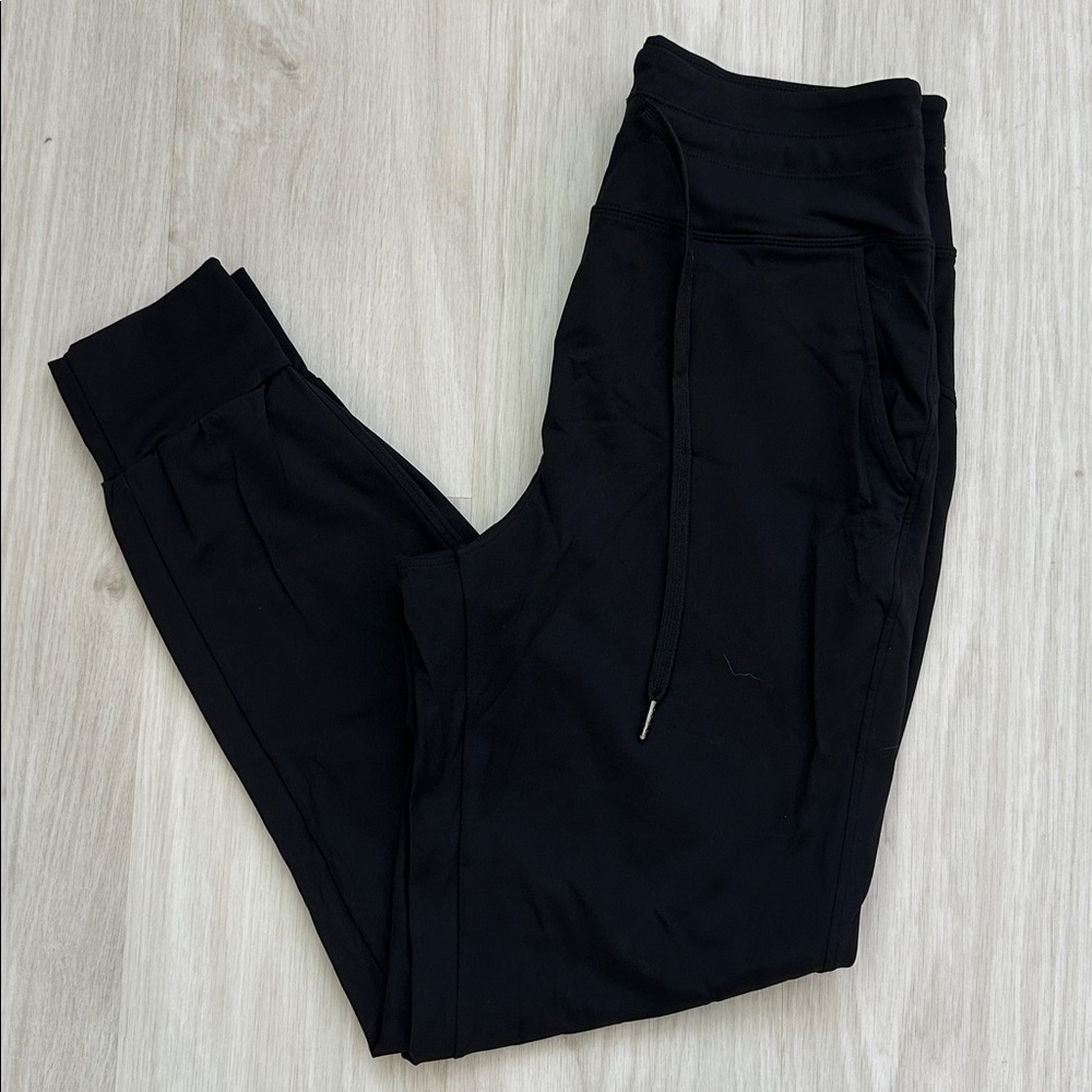 Black Joggers with Tapered Leg and Elastic Waistband